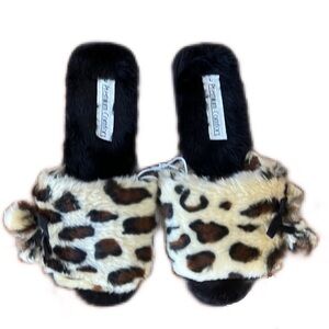 NWT Premium Comfort Cool Cat Leopard Slide Slippers